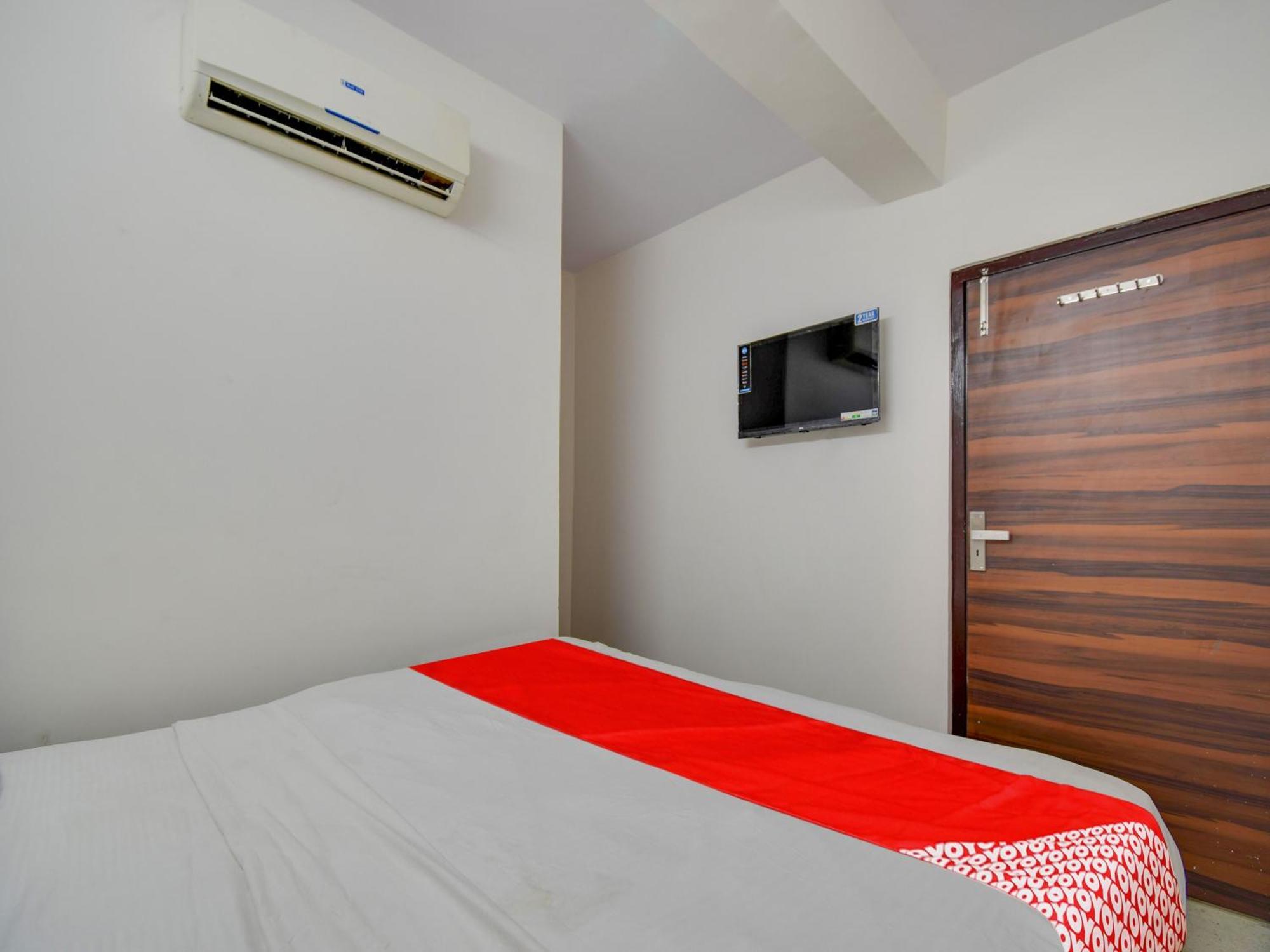 Hotel O Dream Palace New Delhi Exterior foto